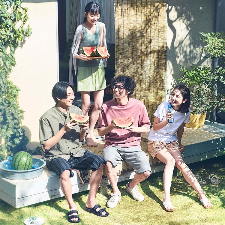 ROOM WEAR & PAJAMAS FEATURED STORY